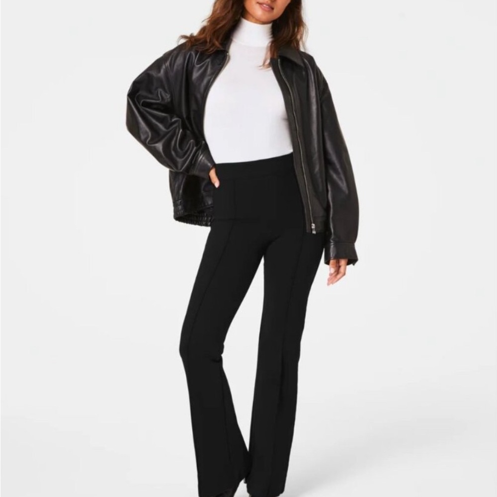 SPANX Magic Pant Stretchy Slack Flare Pull On - Medium